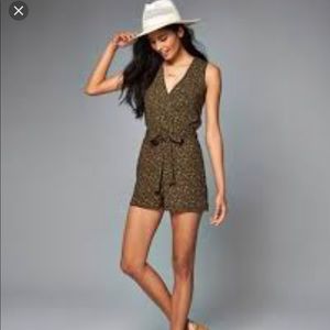 Abercrombie and Fitch romper. Size 4P.